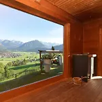 Allgaeuer Bergbad Hotel *