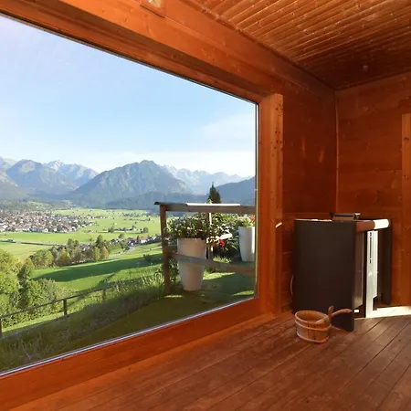 Allgaeuer Bergbad Hotel *